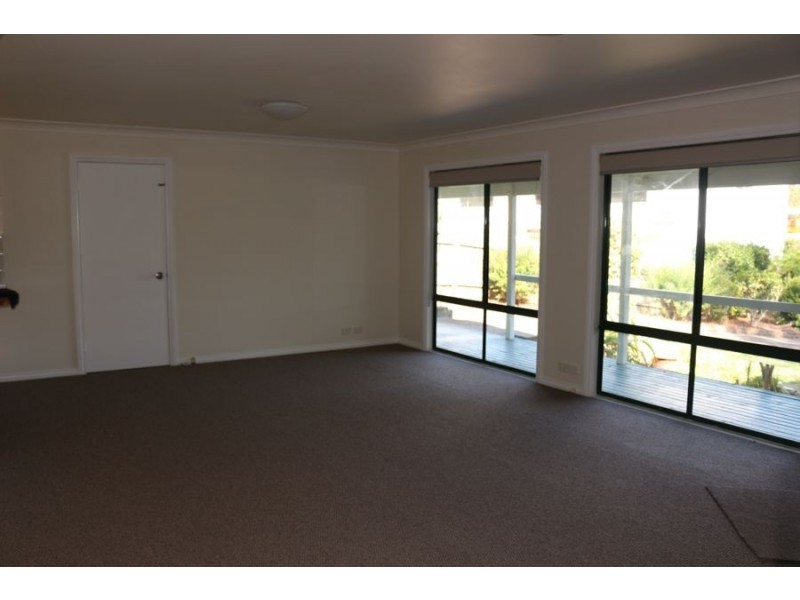 3 Seabreeze Parade, Green Point NSW 2428