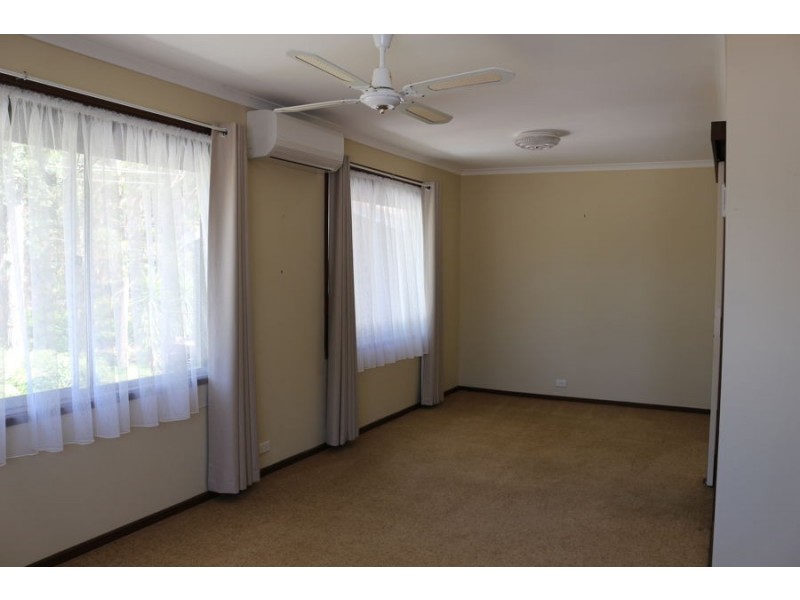 39 Burralow Road, Kurrajong Heights NSW 2758