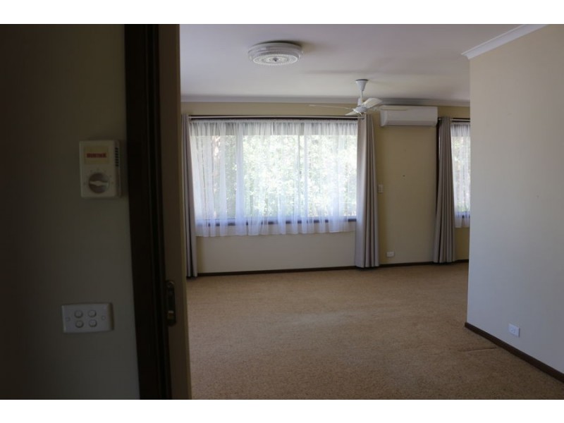 39 Burralow Road, Kurrajong Heights NSW 2758