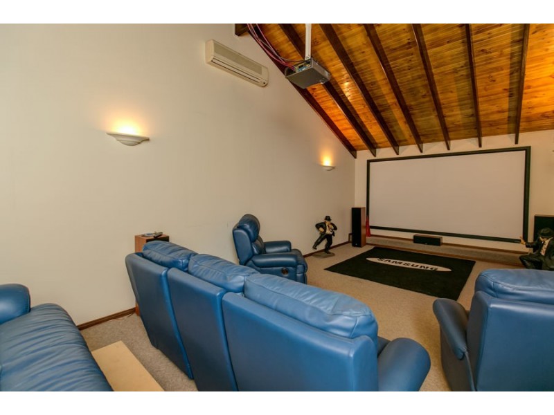 142 Glenidol Road, Oakville NSW 2765