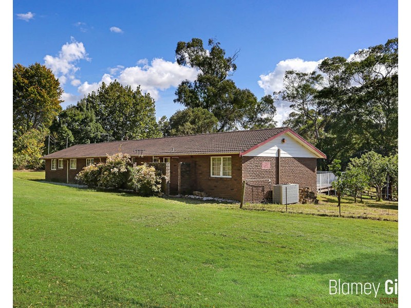 15 Lang Road, Kenthurst NSW 2156