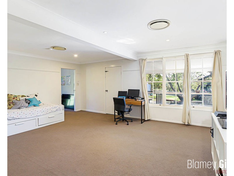 15 Lang Road, Kenthurst NSW 2156