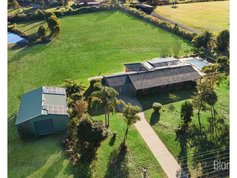 7 Lisbon Road, Kenthurst NSW 2156