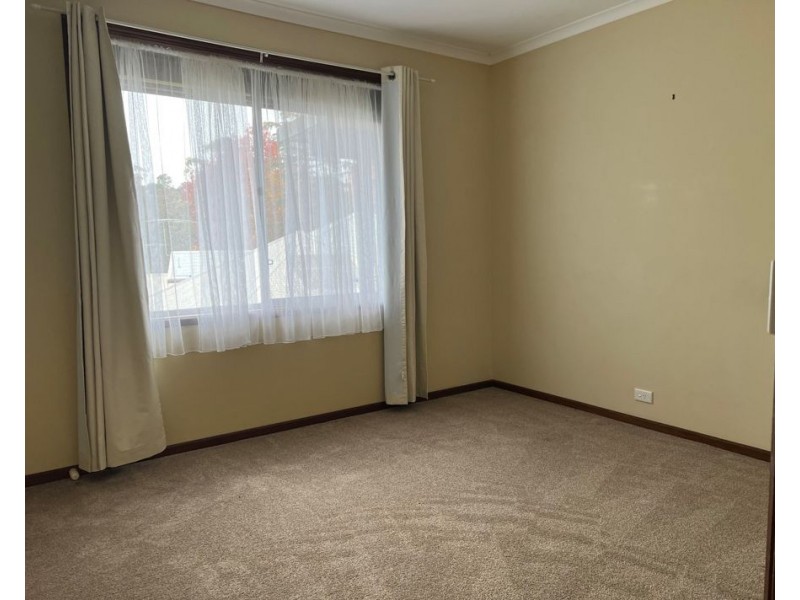 39 Burralow Road, Kurrajong Heights NSW 2758