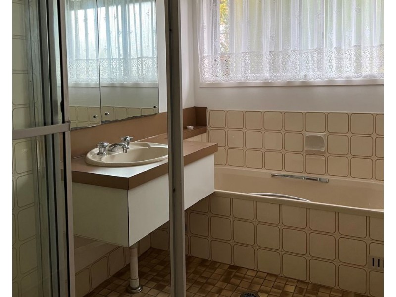 39 Burralow Road, Kurrajong Heights NSW 2758