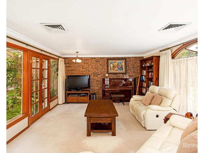 6 Sorbello Place, Kenthurst NSW 2156