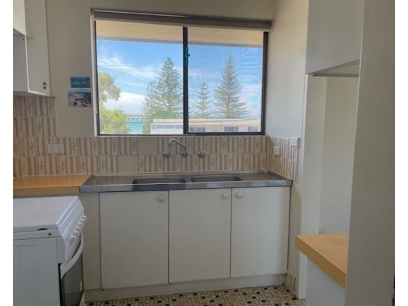 Unit 4 19 Beach Street, Tuncurry NSW 2428