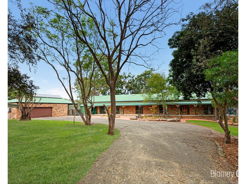 8 Mitchell Park Road, Cattai NSW 2756