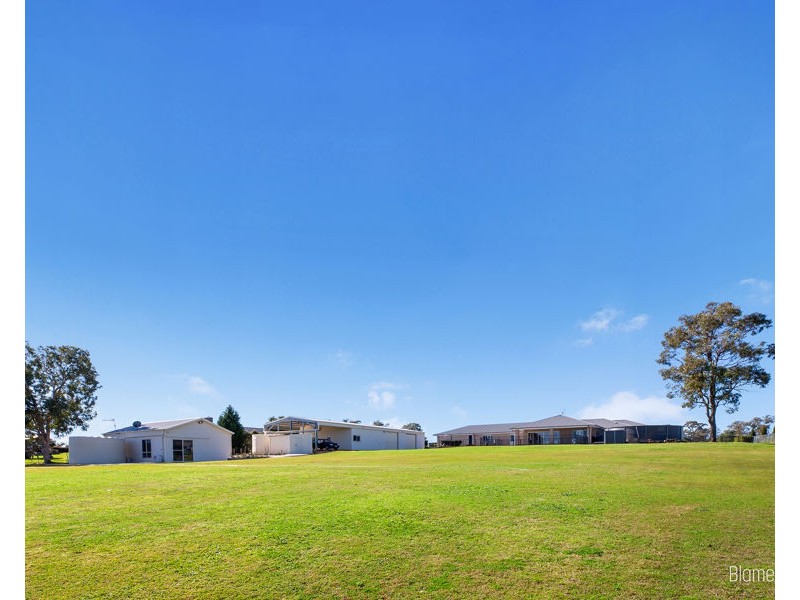 14 Wianamatta Circuit, Cattai NSW 2756