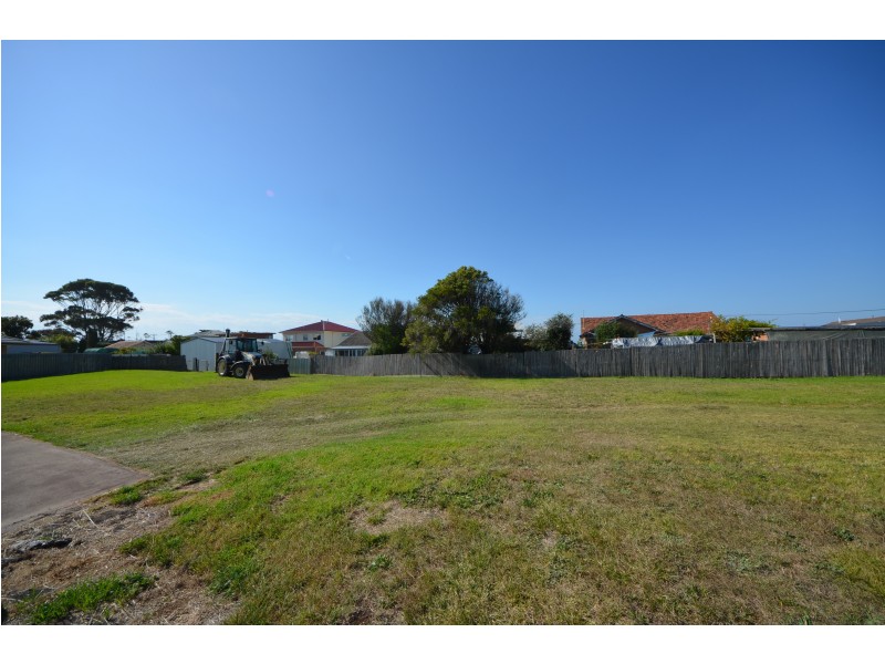 8 Manca Court, Portland VIC 3305