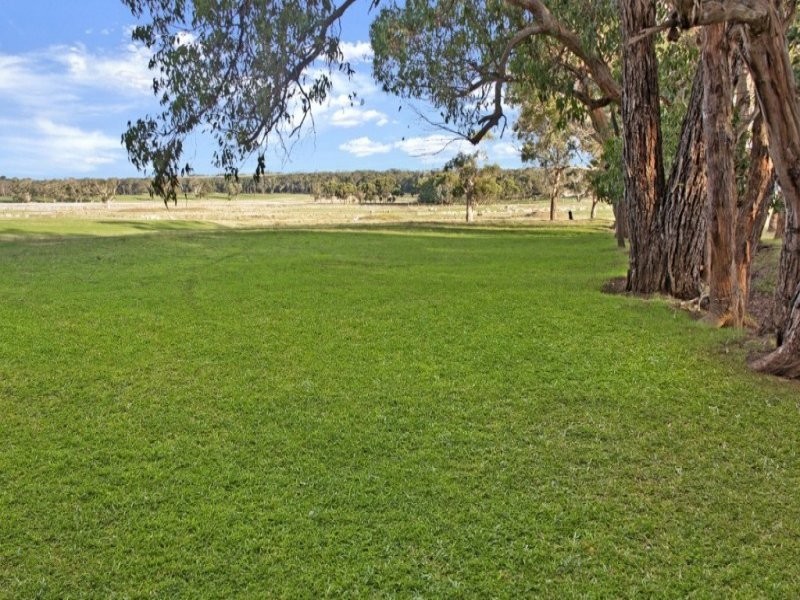 2 Hodgetts Road, Portland VIC 3305