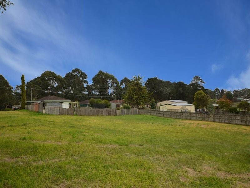 11 Anzac Court, Dartmoor VIC 3304