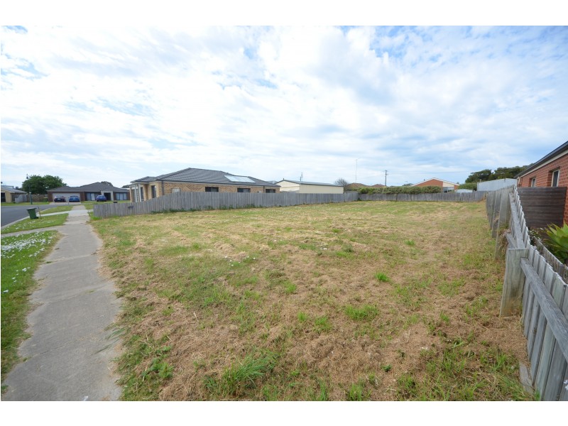 1 Coastal Court, Portland VIC 3305