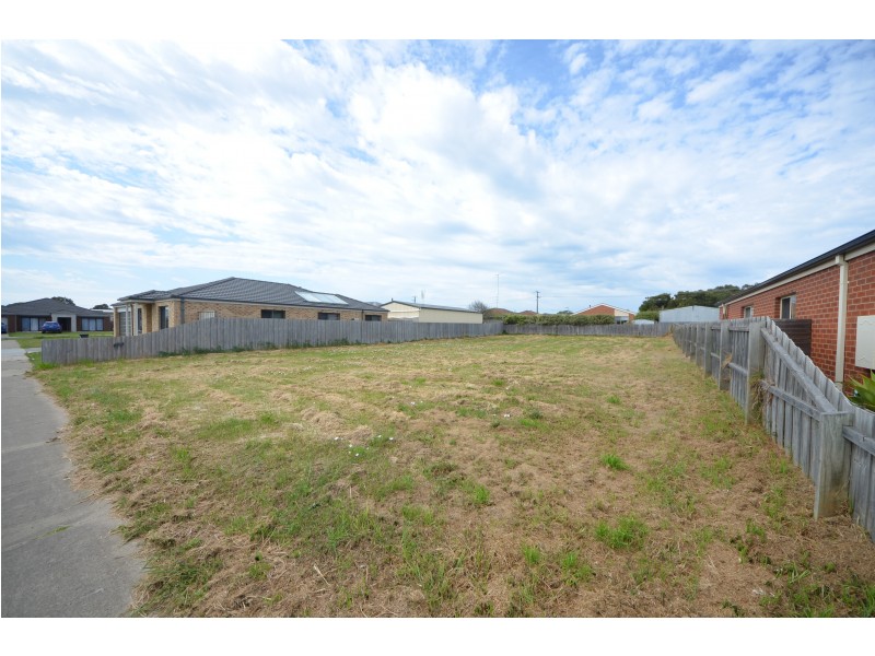 1 Coastal Court, Portland VIC 3305