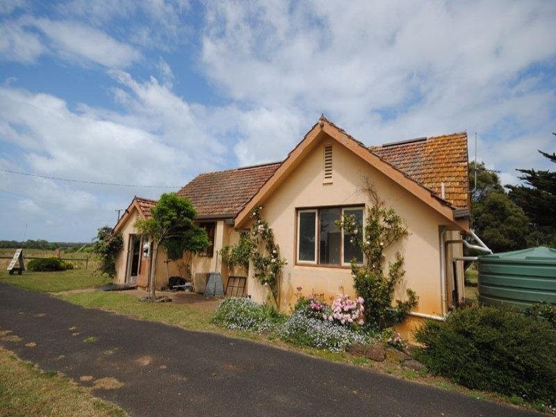 7098 Princes Highway, Tyrendarra VIC 3285