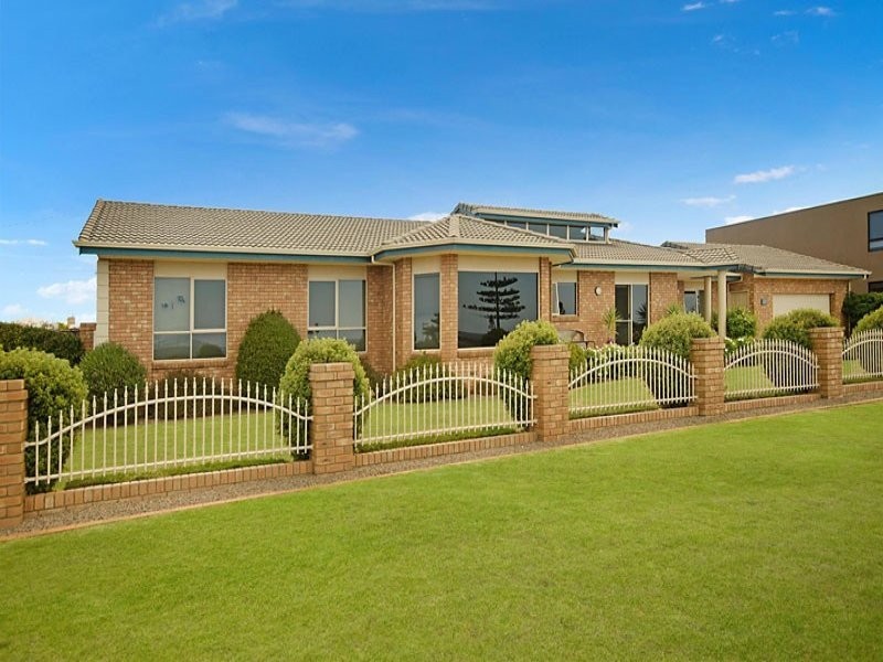 321 Hanlon Parade, Portland VIC 3305