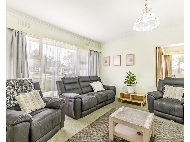 42 Avonmore Avenue, Portland VIC 3305
