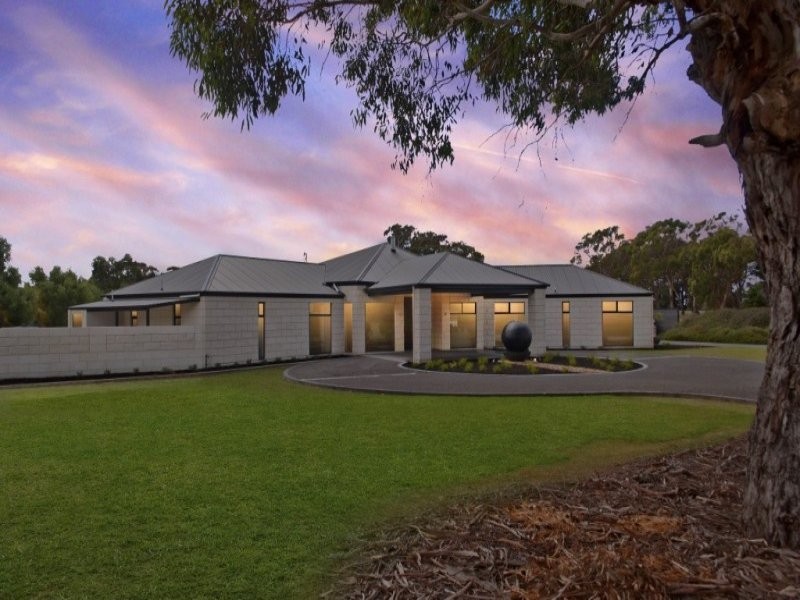 12 Murphys Road, Portland VIC 3305