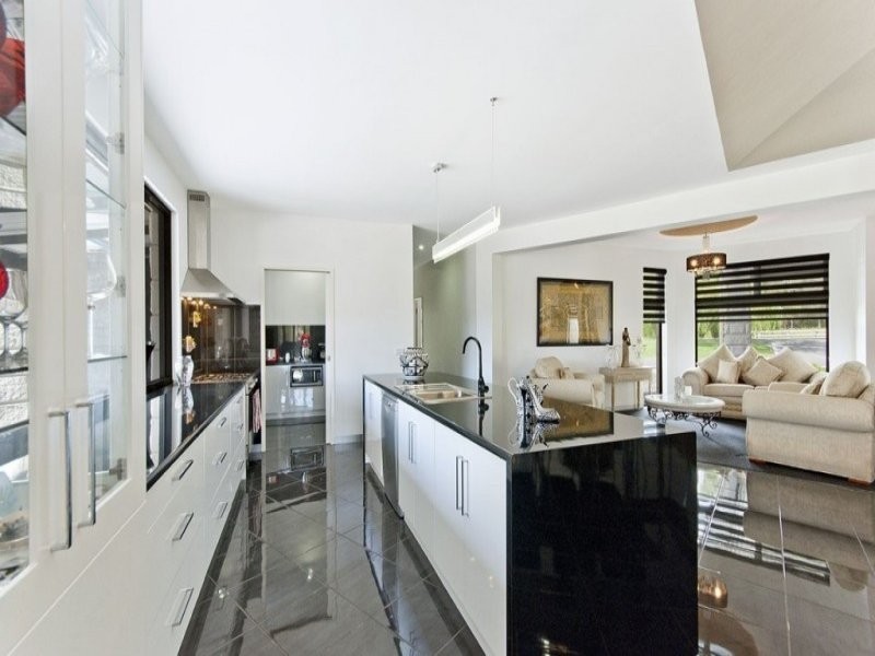 12 Murphys Road, Portland VIC 3305