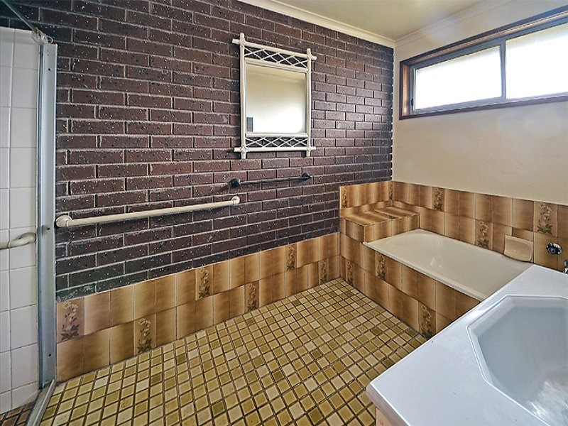 2/9 Harders Street, Portland VIC 3305