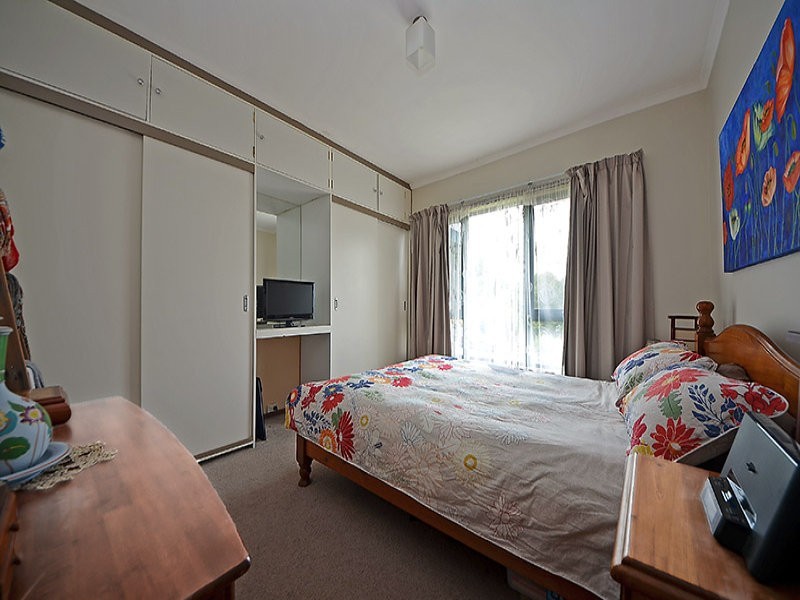 9 Poland Street, Portland VIC 3305