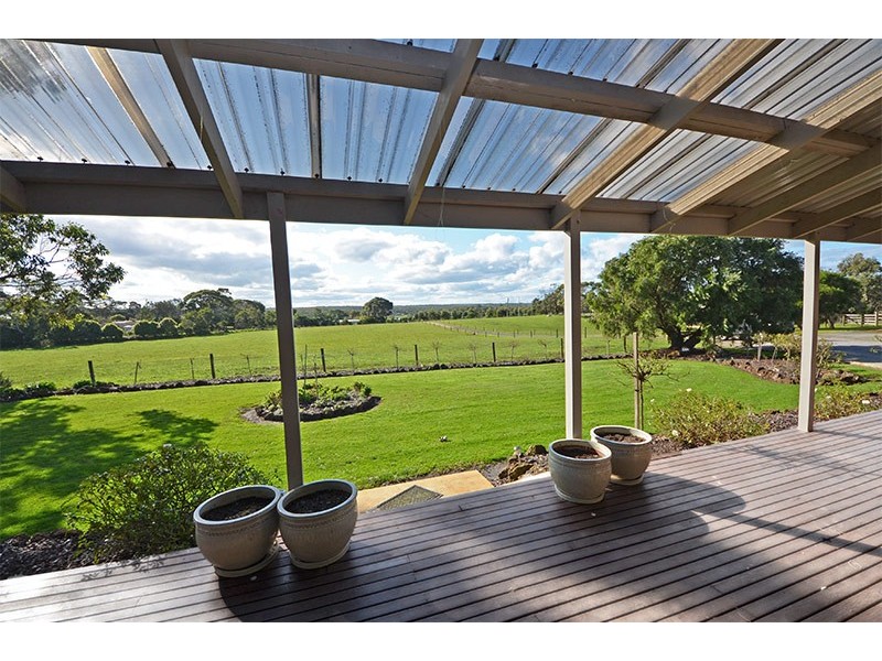 51 Westlakes Road, Portland VIC 3305