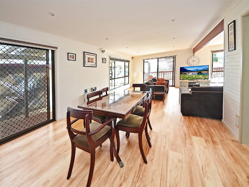 32 Waterford Avenue, Portland VIC 3305