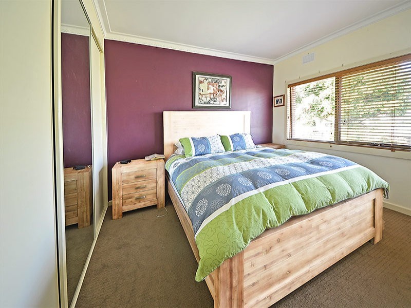 32 Waterford Avenue, Portland VIC 3305
