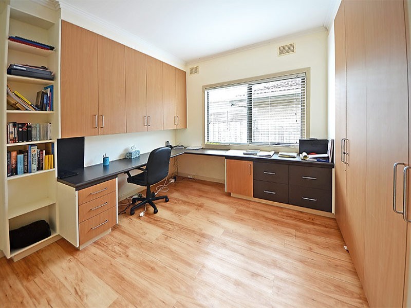 32 Waterford Avenue, Portland VIC 3305