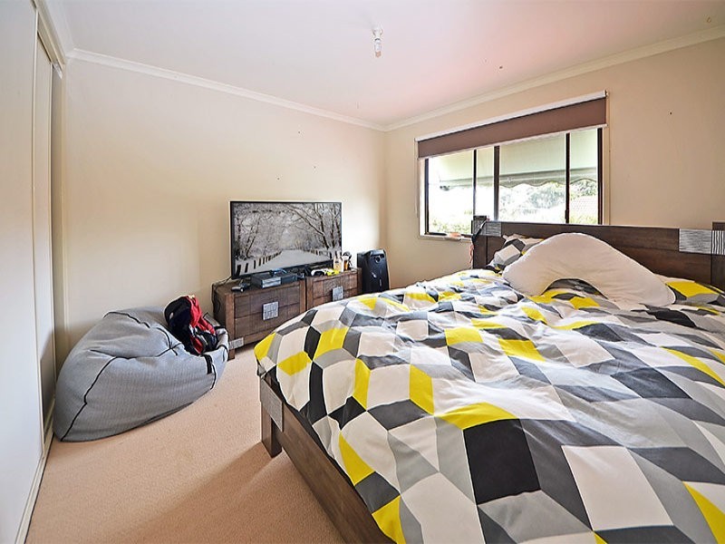 32 Waterford Avenue, Portland VIC 3305