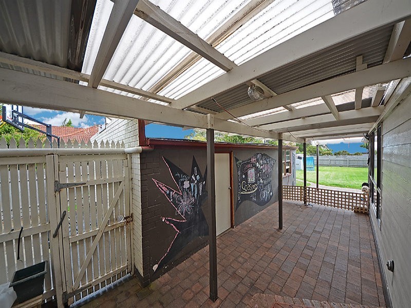 32 Waterford Avenue, Portland VIC 3305