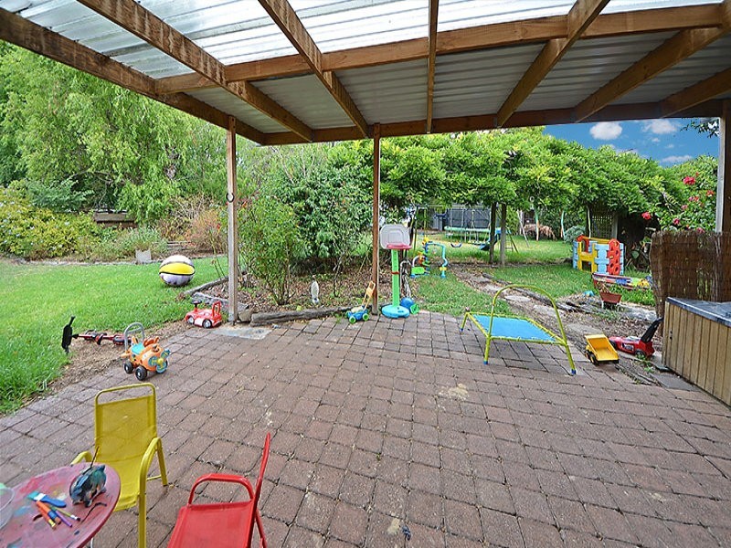 25-27 Burns Road, Portland VIC 3305