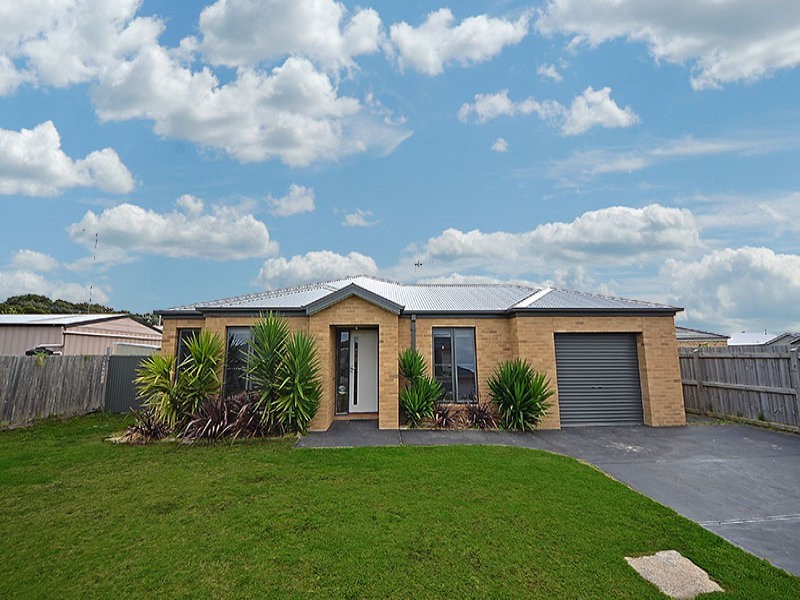 49 Madeira Close, Portland VIC 3305