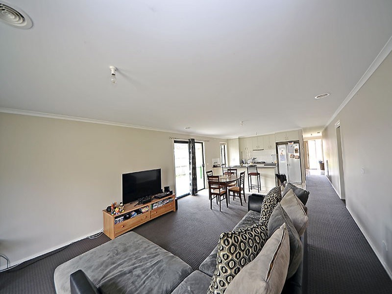 49 Madeira Close, Portland VIC 3305