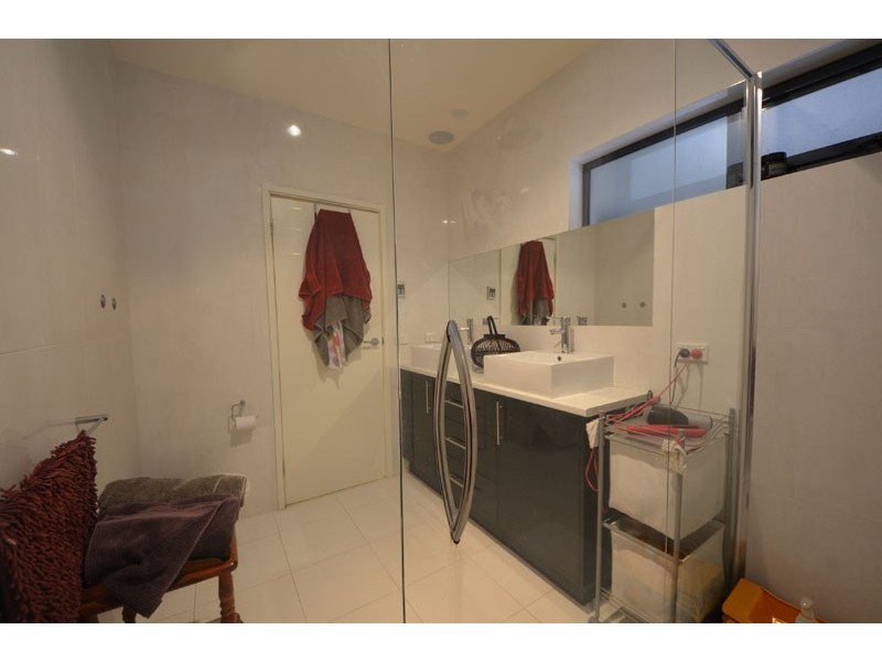 2 Sanford Court, Portland VIC 3305