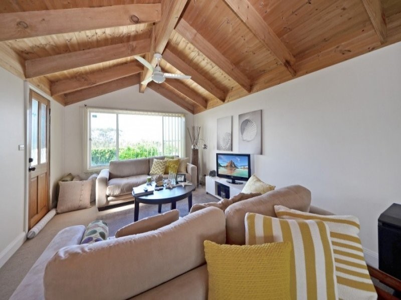 70 The Esplanade Narrawong, Portland VIC 3305