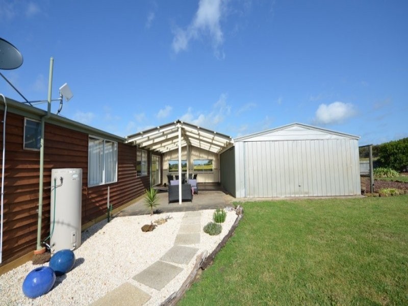 70 The Esplanade Narrawong, Portland VIC 3305