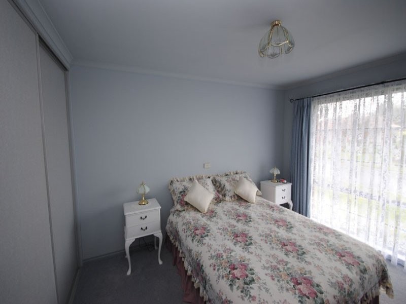 17 Connemarra Court, Portland VIC 3305