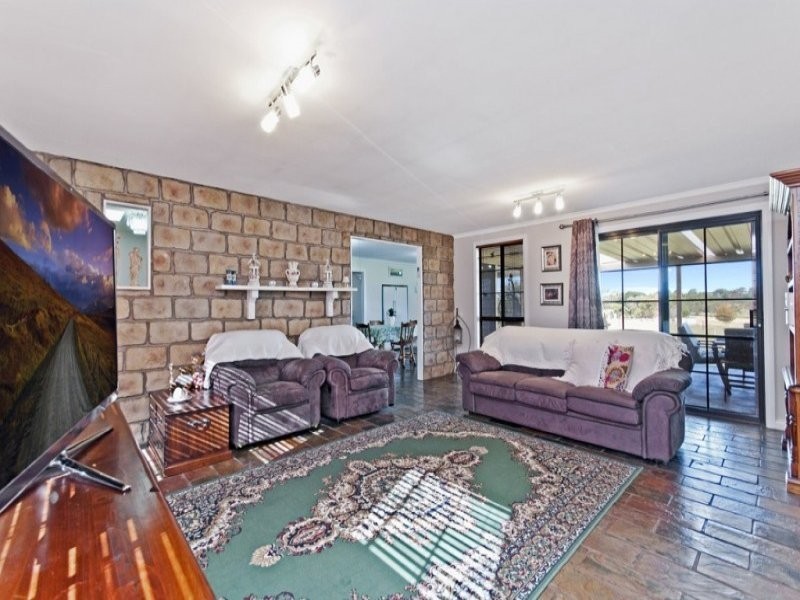 4 Denhill Court, Portland VIC 3305
