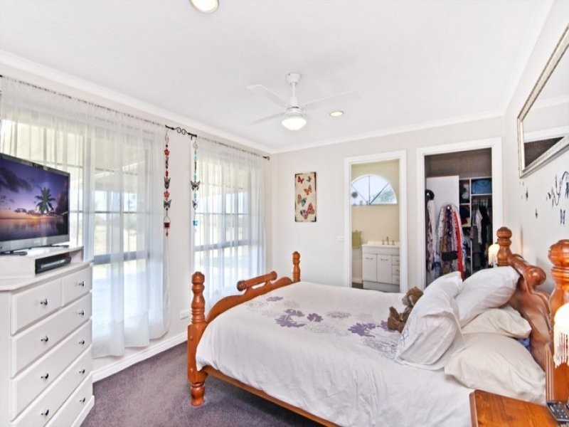 4 Denhill Court, Portland VIC 3305