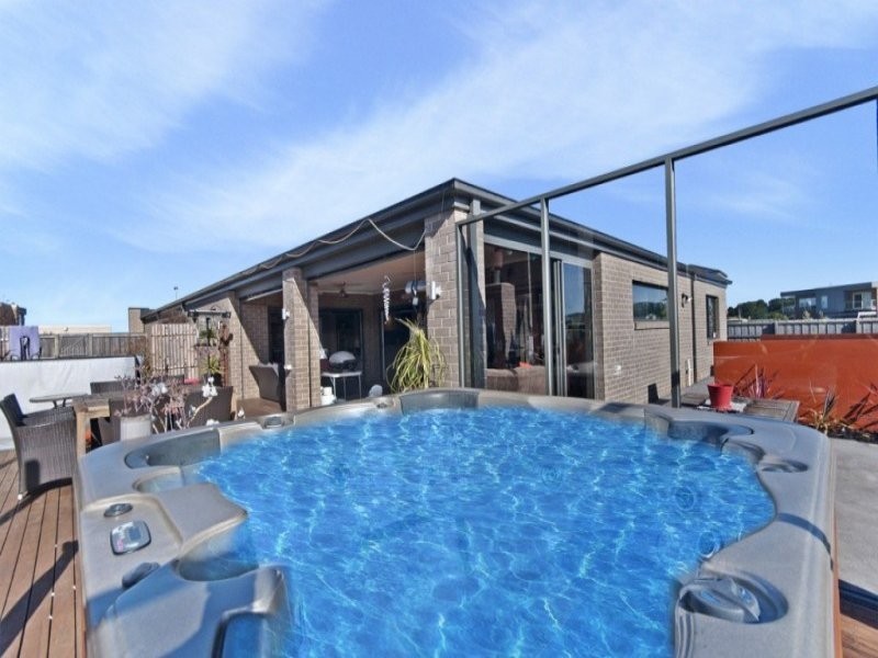 2 Seaview Terrace, Portland VIC 3305