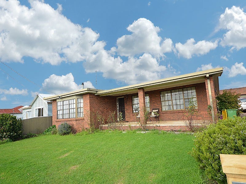 37 Lindsay Street, Heywood VIC 3304