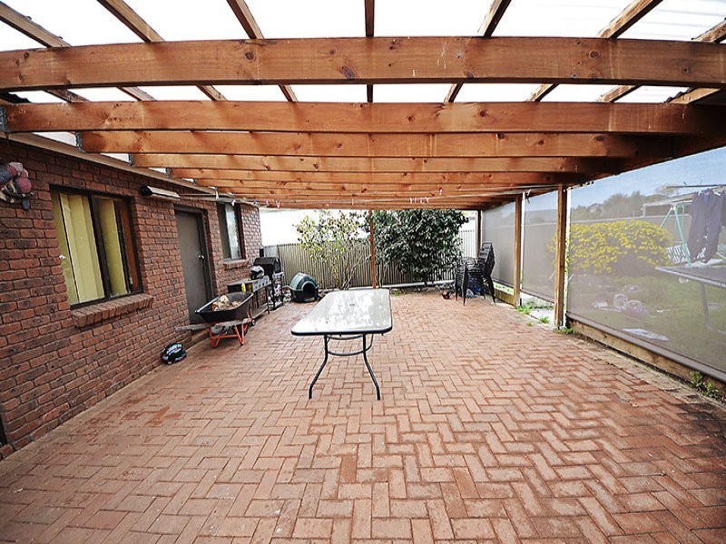 37 Lindsay Street, Heywood VIC 3304