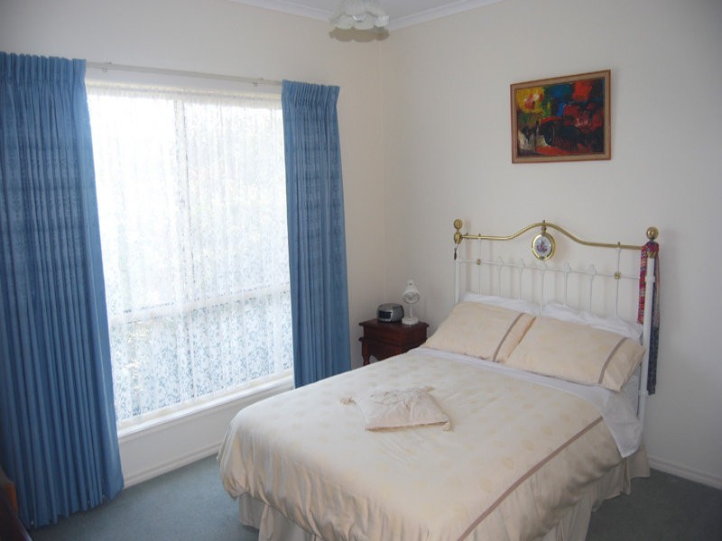 14 Burns Road, Portland VIC 3305
