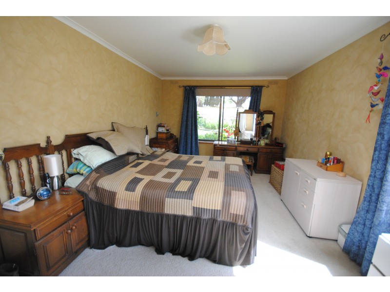 133 Bridgewater Road, Portland VIC 3305