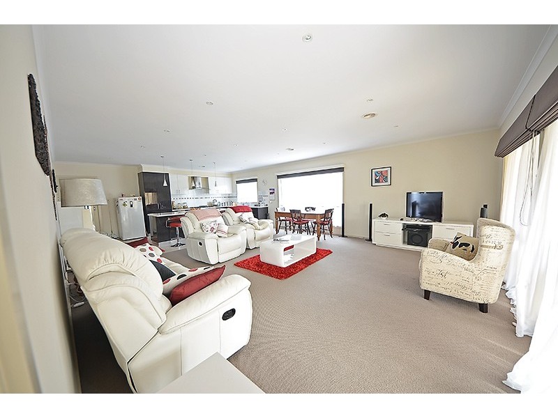 64 Learmonth Street, Portland VIC 3305