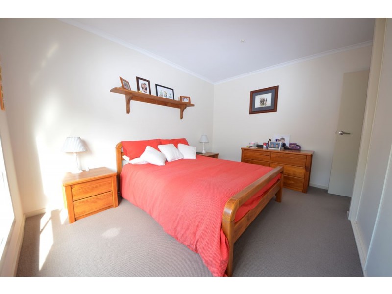 64 Learmonth Street, Portland VIC 3305