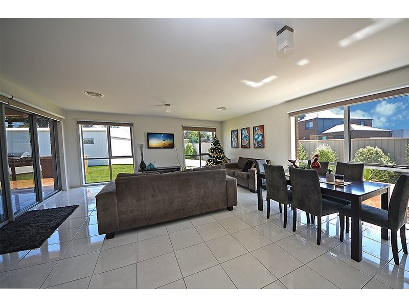 20 Atlantis Avenue, Portland VIC 3305