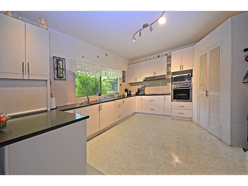 33 Levetts Road, Portland VIC 3305