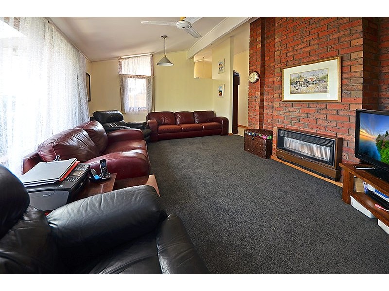 21 Shirva Crescent, Portland VIC 3305
